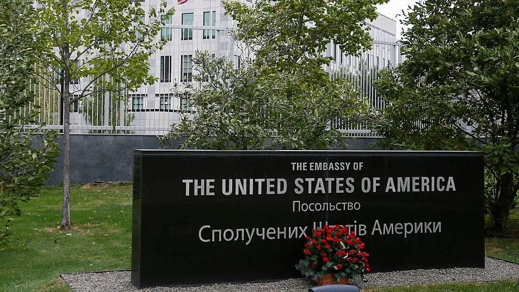 Тревожно! САЩ призоваха американците незабавно да напуснат Украйна