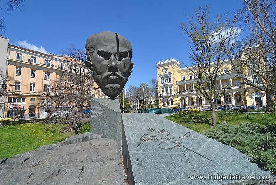 На този ден: Боне, Халю и Талю посичат Стамболов