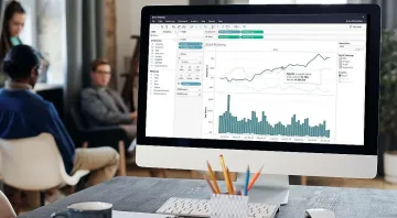 Подобрен изкуствен интелект помага на бизнес потребителите на новата система Tableau 2022.2