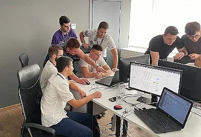 32-ма ученици от област Стара Загора стартират стаж в IT сектора