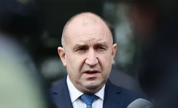Гореща новина от Радев! Решението за мандата