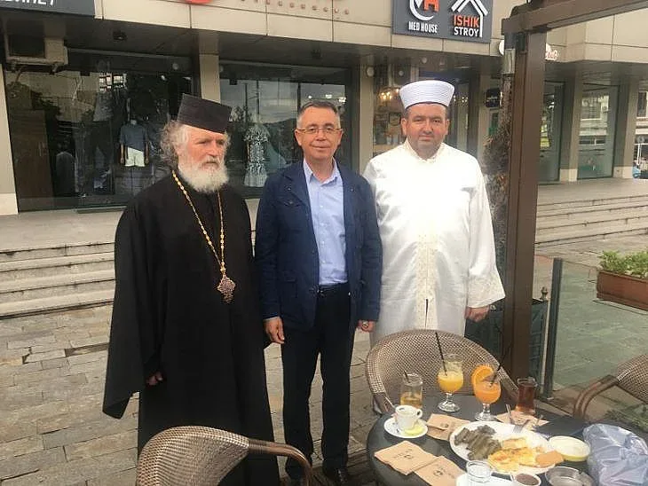 Какво каза Хасан Азис на традиционното байрамско кафе