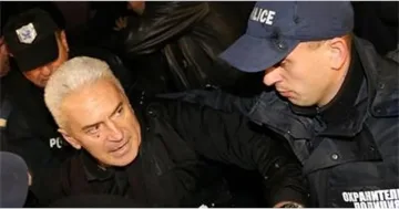 Труден ден за Волен Сидеров. Изправя се пред съда