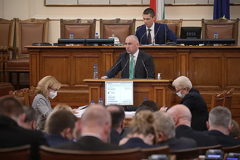 Каримански безмилостен! Изобличи цинизма на правителството