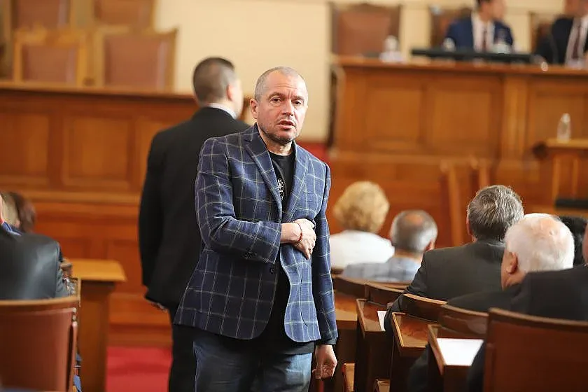 Тошко Йорданов нарече БСП "болонки"! Причината