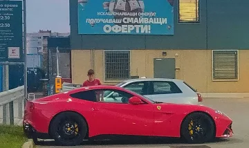 На пазар с Ферари. Колко торби побира багажникът?
