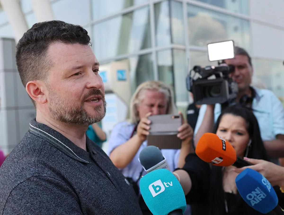 Драма с изгонен руски пълномощен министър на Летище София