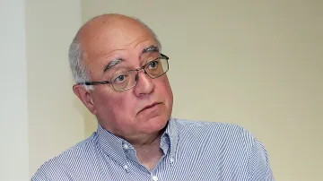 Кънчо Стойчев: Който се кара с Радев, трупа минуси