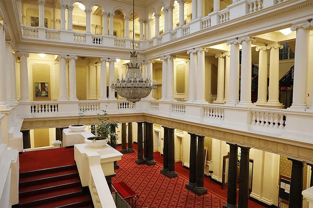 Председателят на ДАНС е извикан в Парламента. Какво се случва?