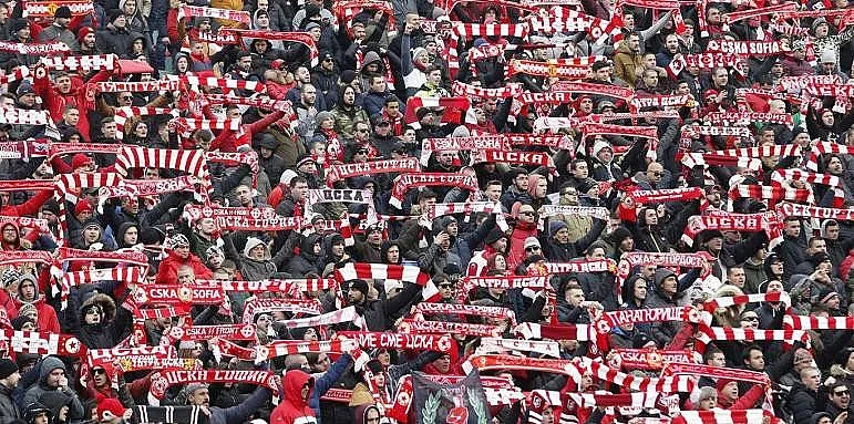 Цирк! Какво поискаха фенове на ЦСКА от Кирил Петков