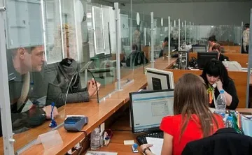Държавните служители в общините с по-високи заплати! С калко ги вдигат