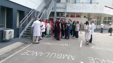 "Пирогов" се вдигна. Протести!