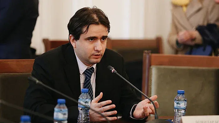 Министърът на електронното управление каза защо падна правителството
