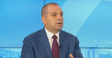 Гроздан Караджов заговори за панически страх в министерствата