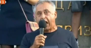 Революционна закана! Какво каза бащата на Кирил Петков
