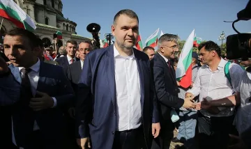 Пеевски: Продължаваме битката срещу Иво Прокопиев!