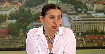 Дъщерята на Желю Желев се нахвърли бясно на Радев