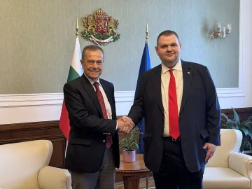 Пеевски се срещна с почетния председател на Балканската конфедерация на румелийските изселници