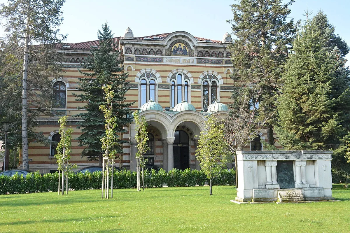 Правим общи литургии със северномакедонската църква