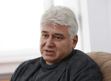 Проф. Киров открехна завесата за нов служебен кабинет на Радев