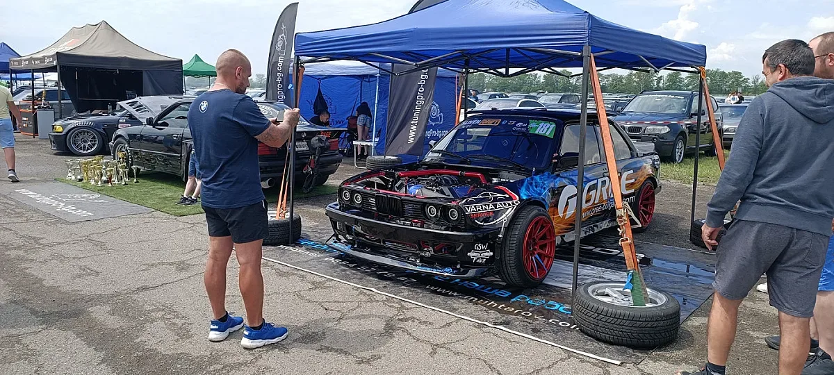 Хиляди любители на автомобилите си дават среща на Летището в Стара Загора