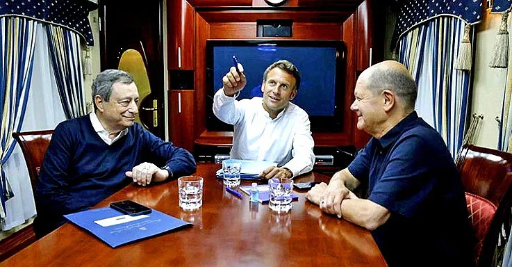 Една война, един Шолц, един Путин. Кой печели