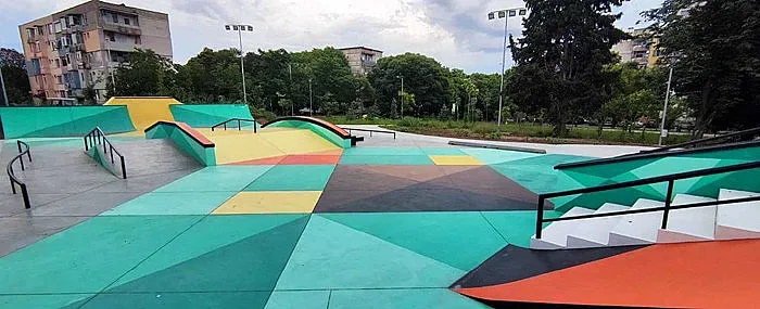 Отворен за любители на екстремните спортове е скейт паркът в Стара Загора