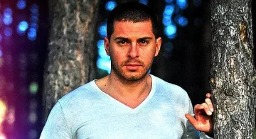 Скандал в Би Ти Ви. Заради кого си тръгва топ водещ