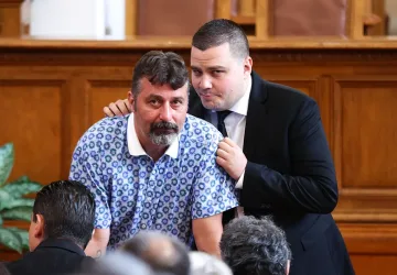 Война! Депутат от ИТН с отровен удар по премиера
