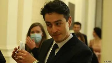 Културният министър шашна летище Варна. Причината