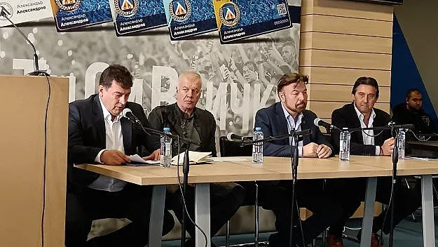 Мощен удар! Левски цака Партизан