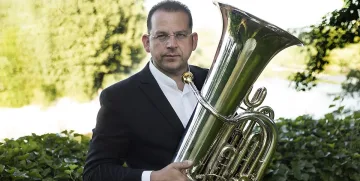 Рядко изпълняван концерт на туба слушаме на 2 юни