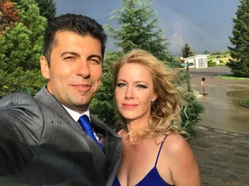 Премиершата Линда в акция. Кого спасява?