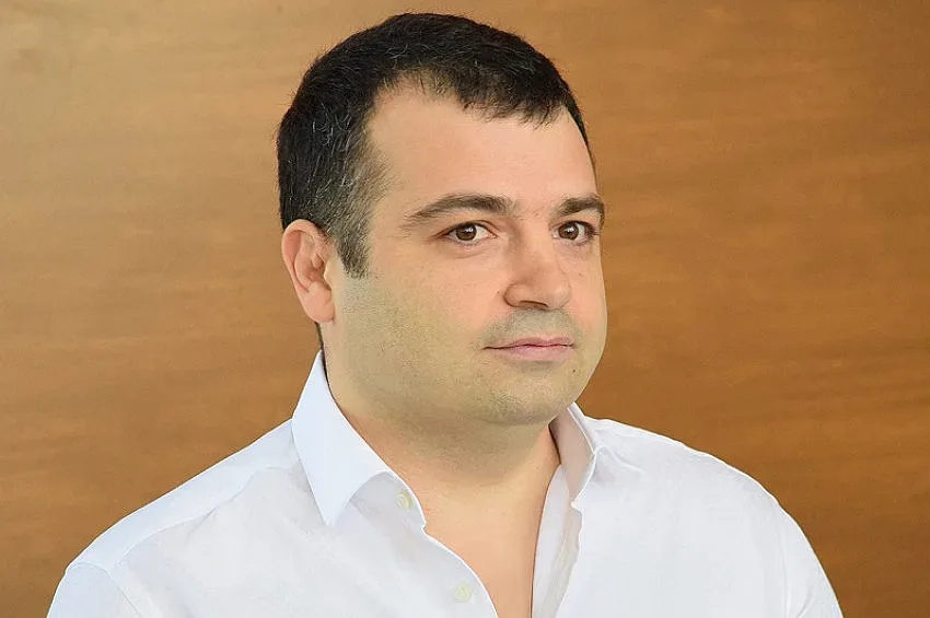 Кой предложил подкуп на шефа на Агенцията по храните?