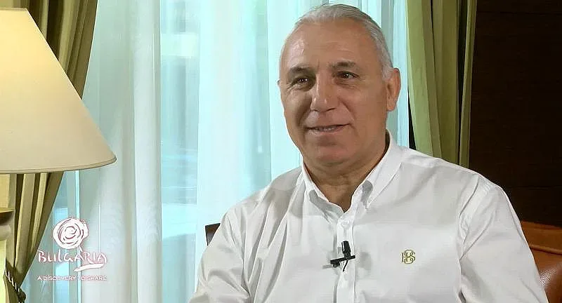 Стоичков дойде на помощ! Отправи важна покана (ВИДЕО)