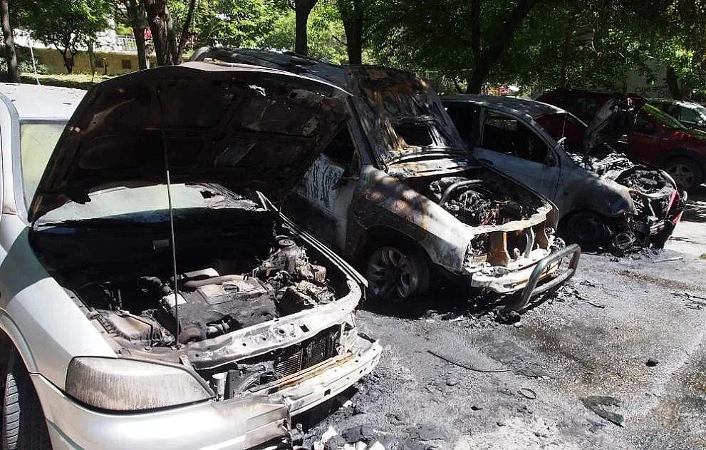 Кошмар във Варна. Подпалиха украинска кола