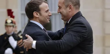 Спешен разговор Радев - Макрон. Причината