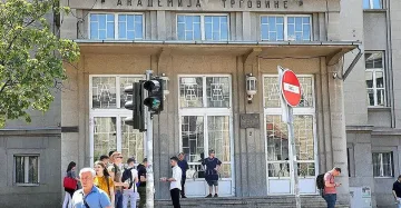 Страшен ужас в Белград! Валят бомбени заплахи срещу училища