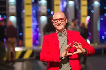 Война! Емо Чолаков взриви "Ергенът"