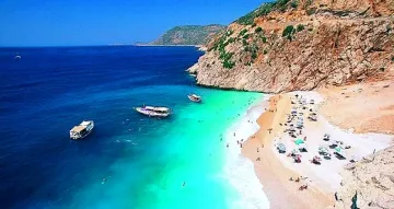 Гърция и Турция се борят за българските туристи