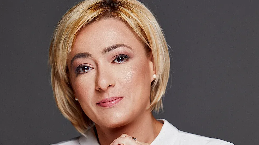 Жена превзе НОВА! Коя е