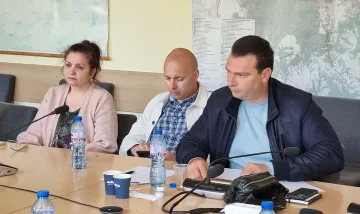 Паргов с акция. Иска проверка на гробищата