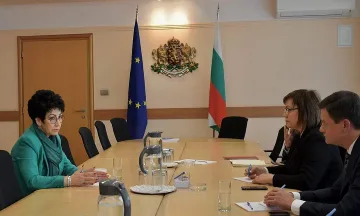 Нинова сваля цената на хляба