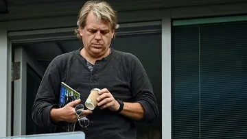 Показаха наследникът на Абрамович в Челси