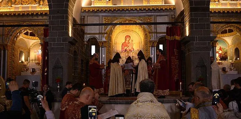 Турция поднесе внушителен подарък на арменците