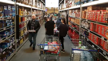 Защо гърците спряха да пазаруват у нас