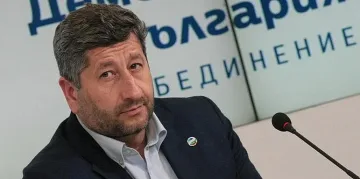 Какво ни чака, ако Путин успее? Хр. Иванов с послание към Нинова