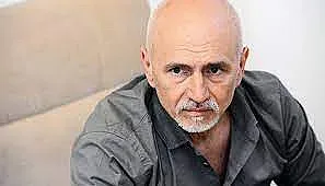 Войната продължава. Министърът на транспорта поряза превозвачите