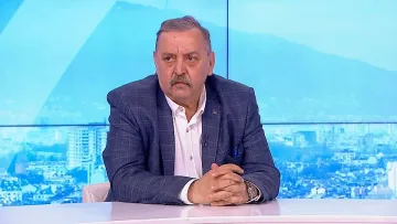 Кантарджиев с данни за симптоми и последици от хепатита при децата