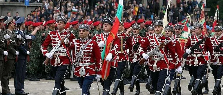 Без парад! Къде ще са генералите на Гергьовден?